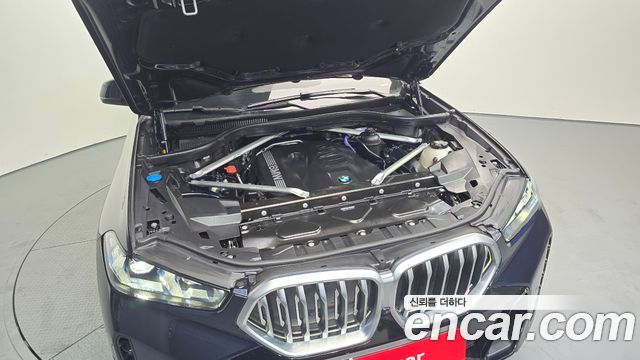 BMW X6 (G06) xDrive40i M Sport 2024 — фото 6