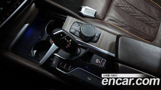 BMW 5 Series (G30) 520d xDrive Luxury Plus 2020 — фото 9