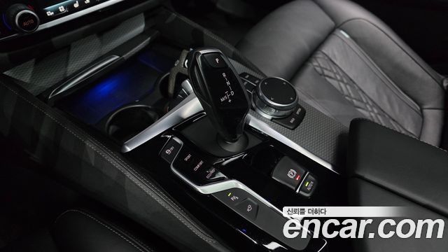 BMW 5 Series (G30) 520d xDrive M Sport Package Plus 2019 — фото 9