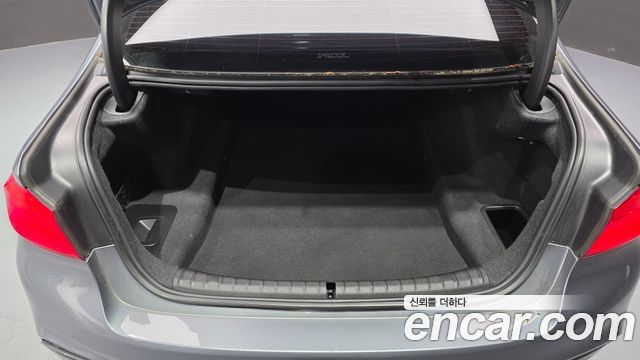 BMW 5 Series (G30) 520d xDrive M Sport Package Plus 2019 — фото 18