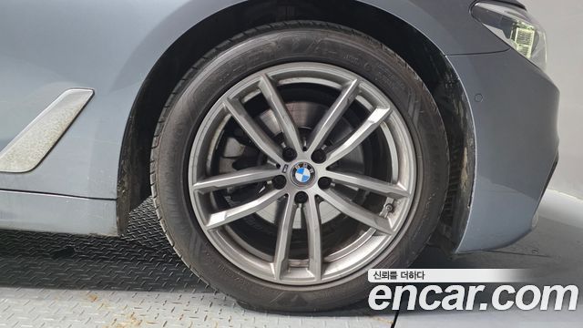 BMW 5 Series (G30) 520d xDrive M Sport Package Plus 2019 — фото 21