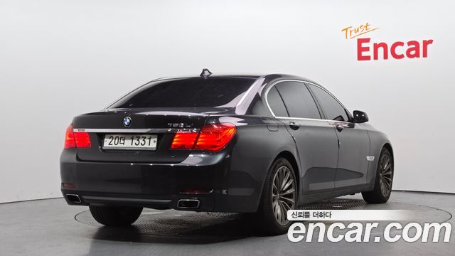 BMW 7 Series (F01) 750Li 2011 — фото 2