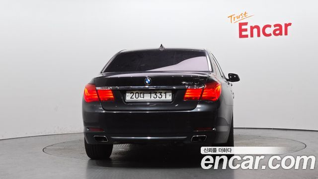 BMW 7 Series (F01) 750Li 2011 — фото 4