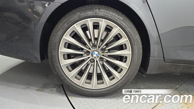 BMW 7 Series (F01) 750Li 2011 — фото 5
