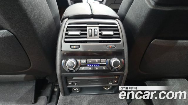 BMW 7 Series (F01) 750Li 2011 — фото 19