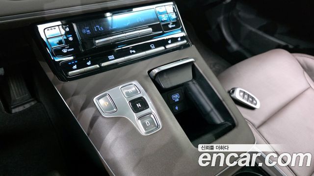 Hyundai Grandeur (IG) 2.5 Premium Choice 2021 — фото 9