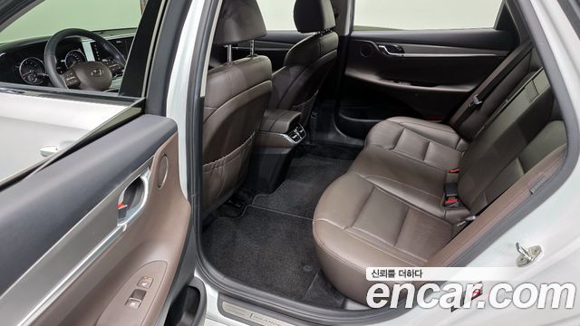 Hyundai Grandeur (IG) 2.5 Premium Choice 2021 — фото 12