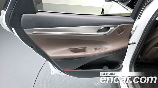Hyundai Grandeur (IG) 2.5 Premium Choice 2021 — фото 25