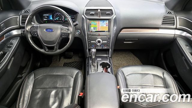 Ford Explorer 2.3 Limited 4WD 5th 2019 — фото 7