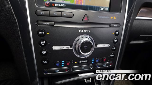 Ford Explorer 2.3 Limited 4WD 5th 2019 — фото 19