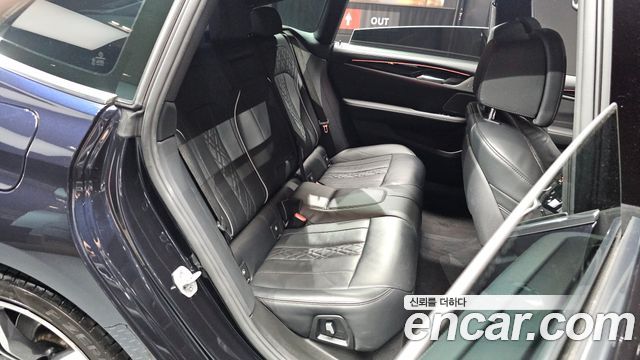 BMW 6 Series GT (G32) 630i xDrive M Sport 2023 — фото 11