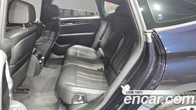 BMW 6 Series GT (G32) 630i xDrive M Sport 2023 — фото 26