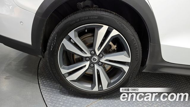 Volvo V60 Cross Country (II) T5 Pro AWD 2020 — фото 29