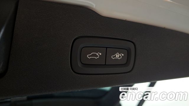 Volvo V60 Cross Country (II) T5 Pro AWD 2020 — фото 31