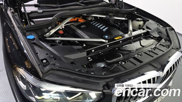 BMW X5 (G05) xDrive 45e xLine 2021 — фото 6