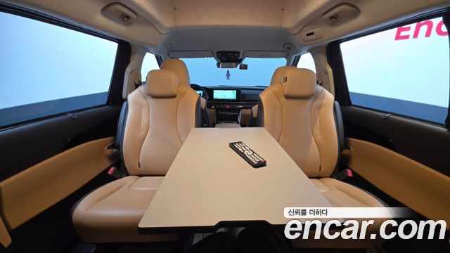 Kia Carnival (IV) Gasoline 9-seater Limousine(Special vehicle) 2023 — фото 14