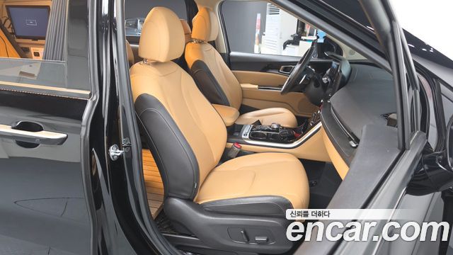 Kia Carnival (IV) Gasoline 9-seater Limousine(Special vehicle) 2023 — фото 26