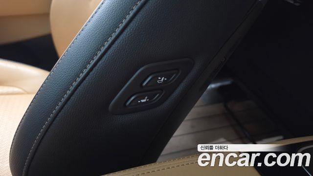 Kia Carnival (IV) Gasoline 9-seater Limousine(Special vehicle) 2023 — фото 27