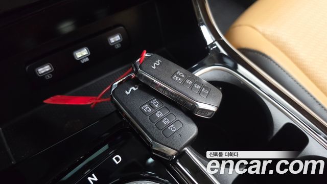 Kia Carnival (IV) Gasoline 9-seater Limousine(Special vehicle) 2023 — фото 28