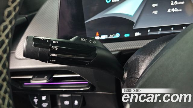 Kia EV6 Long Range GT Line 2023 — фото 28