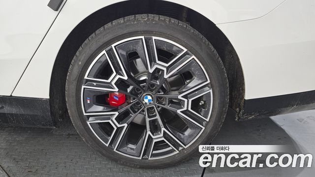 BMW 5 Series (G60) 530e xDrive M Sport Pro 2026 — фото 21