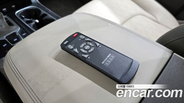 Kia Carnival (IV) Conversion(LPG) 2023 — фото 16