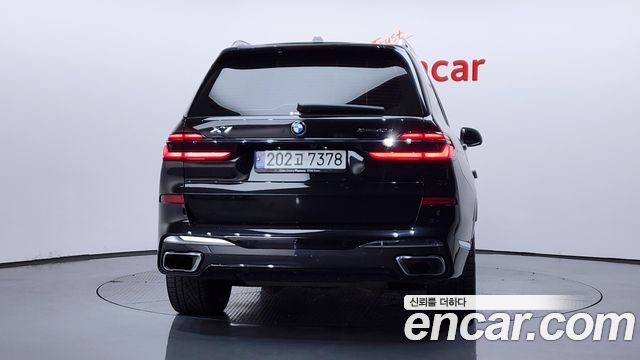 BMW X7 (G07) xDrive 40d M Sport 7 STR 2024 — фото 4