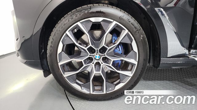 BMW X7 (G07) xDrive 40d M Sport 7 STR 2024 — фото 5