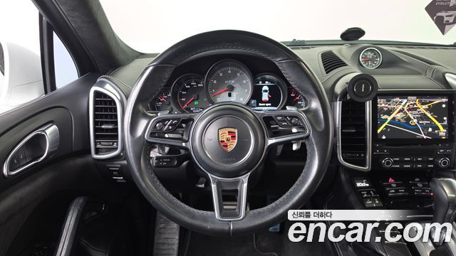 Porsche Cayenne 3.6 GTS 958 2017 — фото 13
