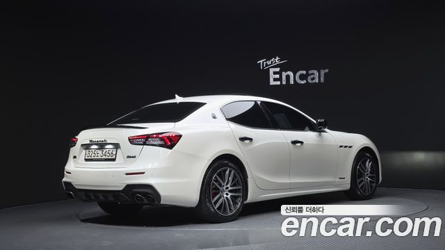 Maserati Ghibli 3.0S Q4 3rd 2015 — фото 2