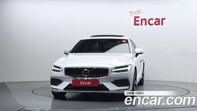 Volvo S60 (III) T5 Inscroption 2020 — фото 3
