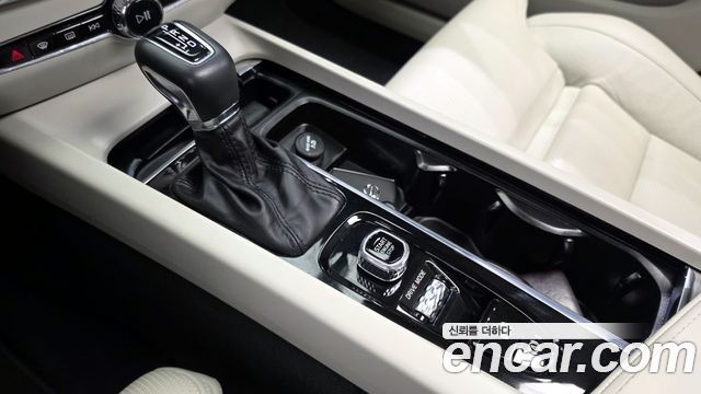 Volvo S60 (III) T5 Inscroption 2020 — фото 9