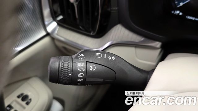 Volvo S60 (III) T5 Inscroption 2020 — фото 32