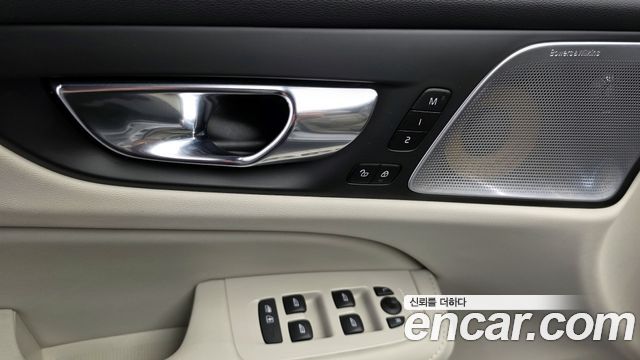 Volvo S60 (III) T5 Inscroption 2020 — фото 33