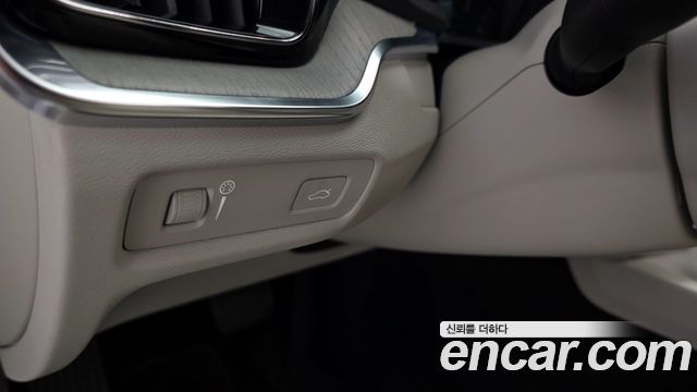 Volvo S60 (III) T5 Inscroption 2020 — фото 34