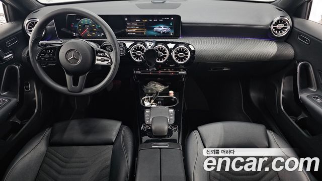 Mercedes-Benz A-Class (W177) A220 Sedan 2020 — фото 7