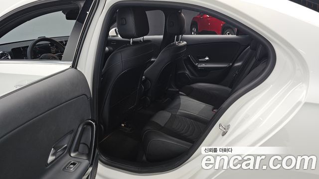 Mercedes-Benz A-Class (W177) A220 Sedan 2020 — фото 12
