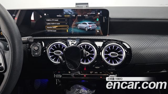 Mercedes-Benz A-Class (W177) A220 Sedan 2020 — фото 14