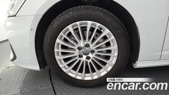 Audi A6 (C8) 40 TDI Quattro Premium 2020 — фото 5