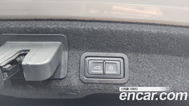 Audi A6 (C8) 40 TDI Quattro Premium 2020 — фото 17