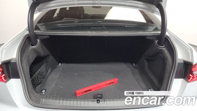 Audi A6 (C8) 40 TDI Quattro Premium 2020 — фото 18