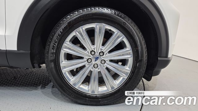 Ford Explorer (VI) 2.3 LimIted 4WD 2022 — фото 5