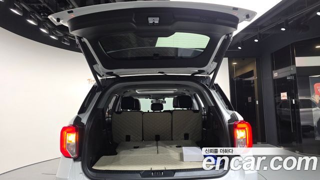 Ford Explorer (VI) 2.3 LimIted 4WD 2022 — фото 20