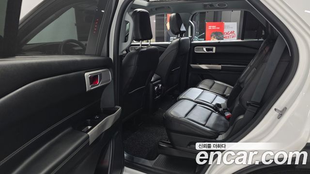 Ford Explorer (VI) 2.3 LimIted 4WD 2022 — фото 26