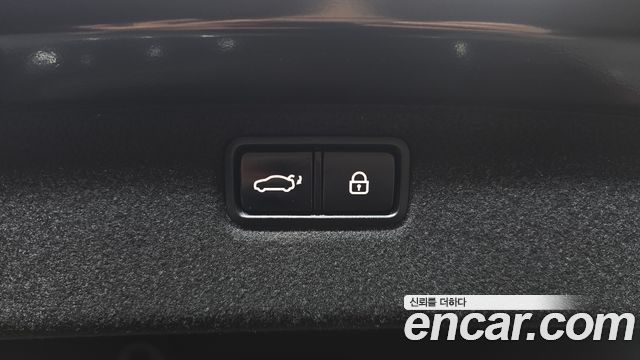 Genesis G80 3.3 GDI Premium Luxury 2018 — фото 16