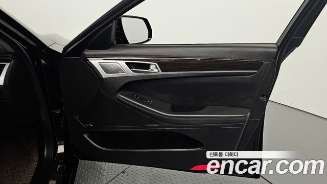 Genesis G80 3.3 GDI Premium Luxury 2018 — фото 24