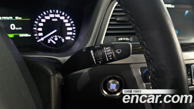 Genesis G80 3.3 GDI Premium Luxury 2018 — фото 29