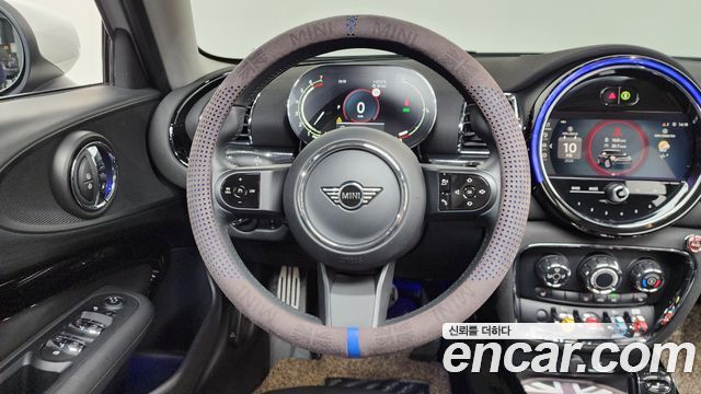 MINI Cooper Clubman Classic 2nd 2022 — фото 16