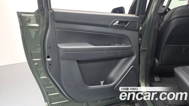 KG Mobility (SsangYong) Rexton Sports Diesel 2.2 2WD Prestige 2023 — фото 31