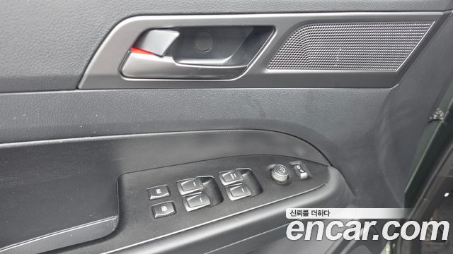 KG Mobility (SsangYong) Rexton Sports Diesel 2.2 2WD Prestige 2023 — фото 33